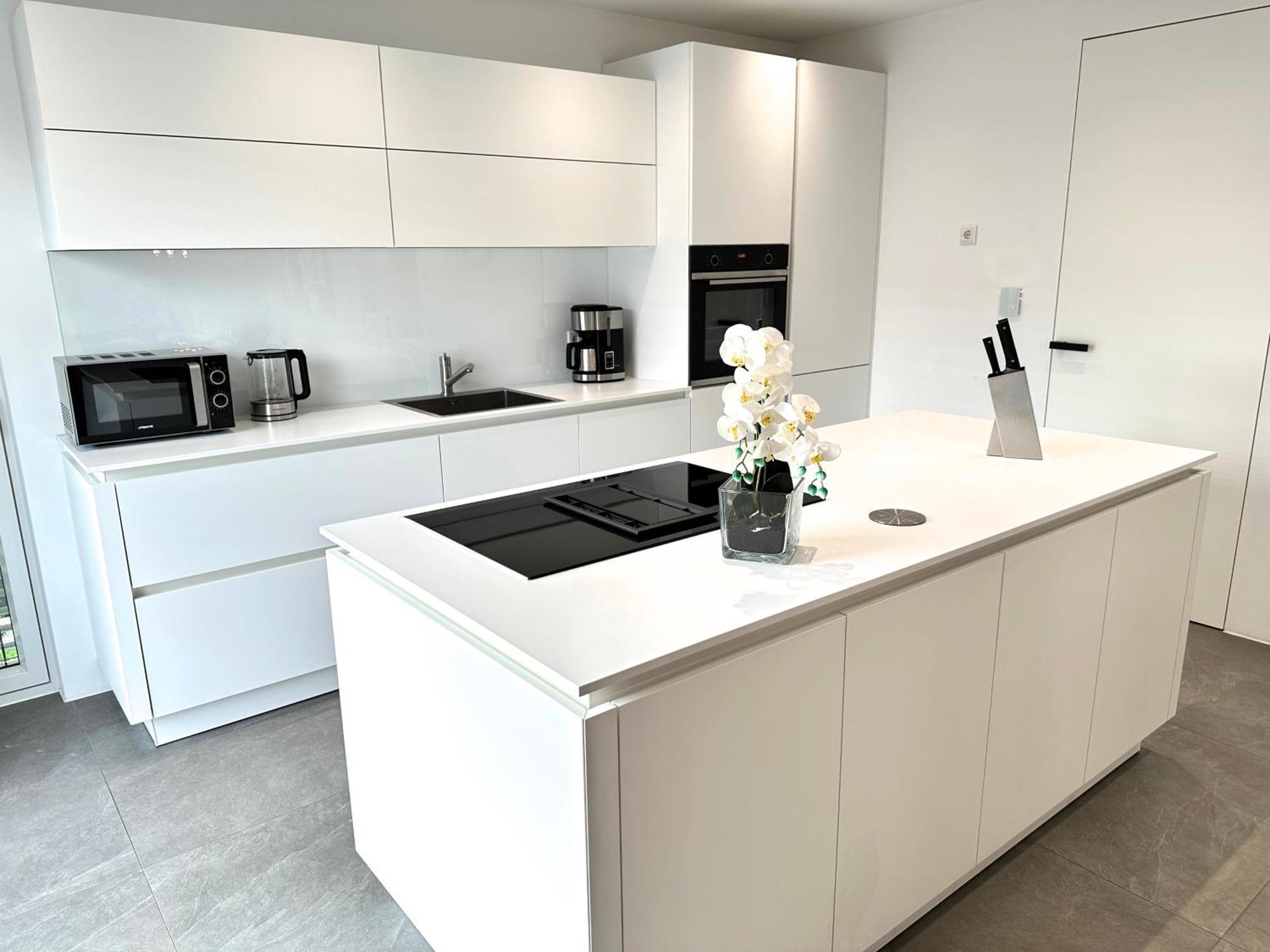 Ferienwohnung Black White Raubling Esterno foto